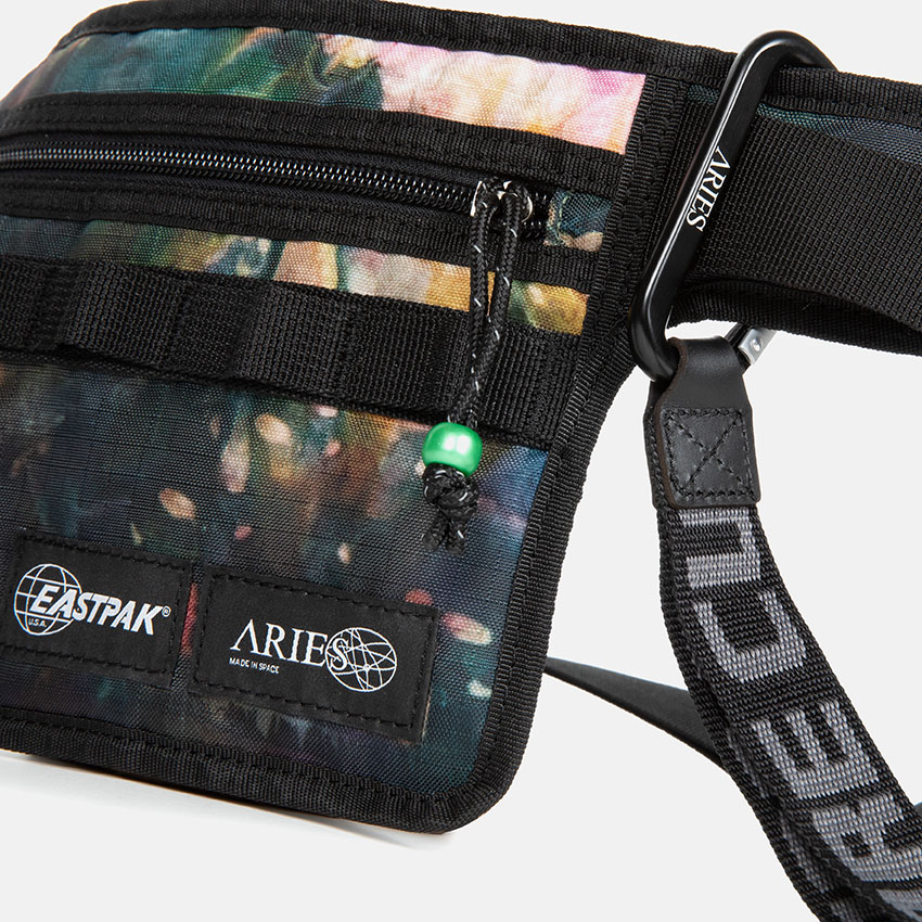 ARIES X EASTPAK - Wrong Weather