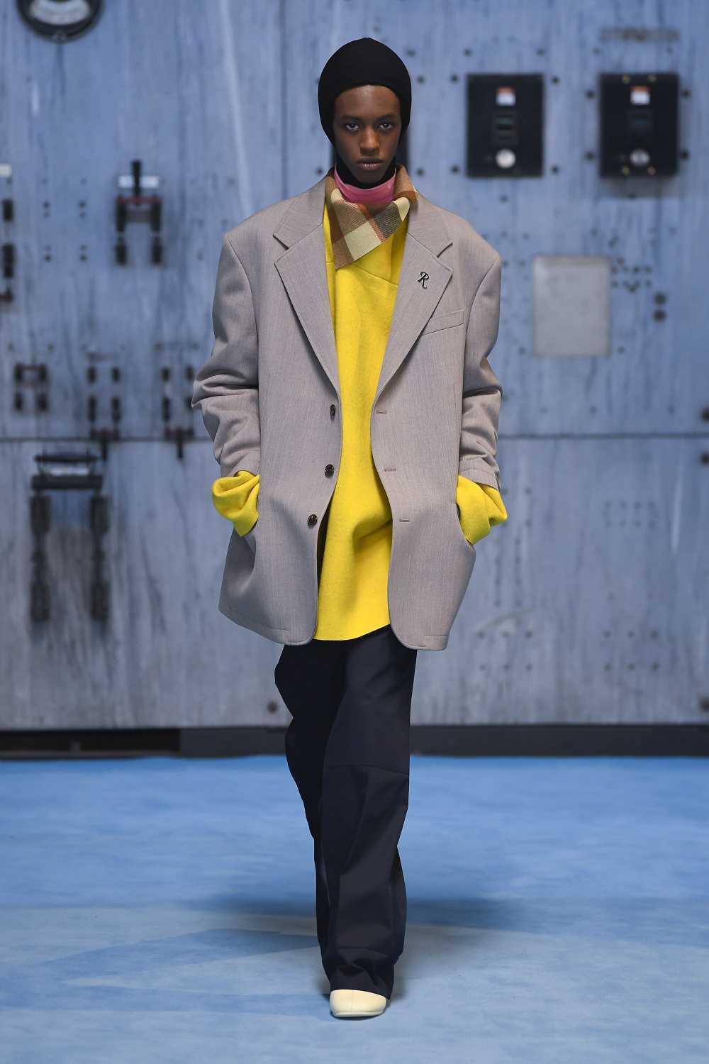RAF SIMONS AW21 - Wrong Weather